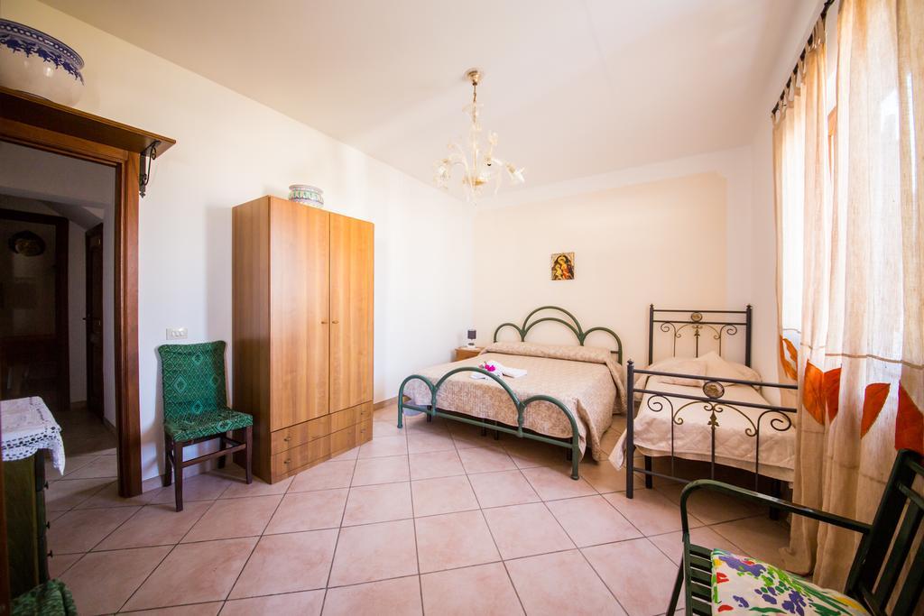 Bed and Breakfast Casa Papiro Lipari  Zewnętrze zdjęcie