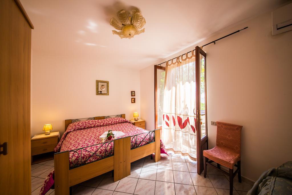 Bed and Breakfast Casa Papiro Lipari  Zewnętrze zdjęcie